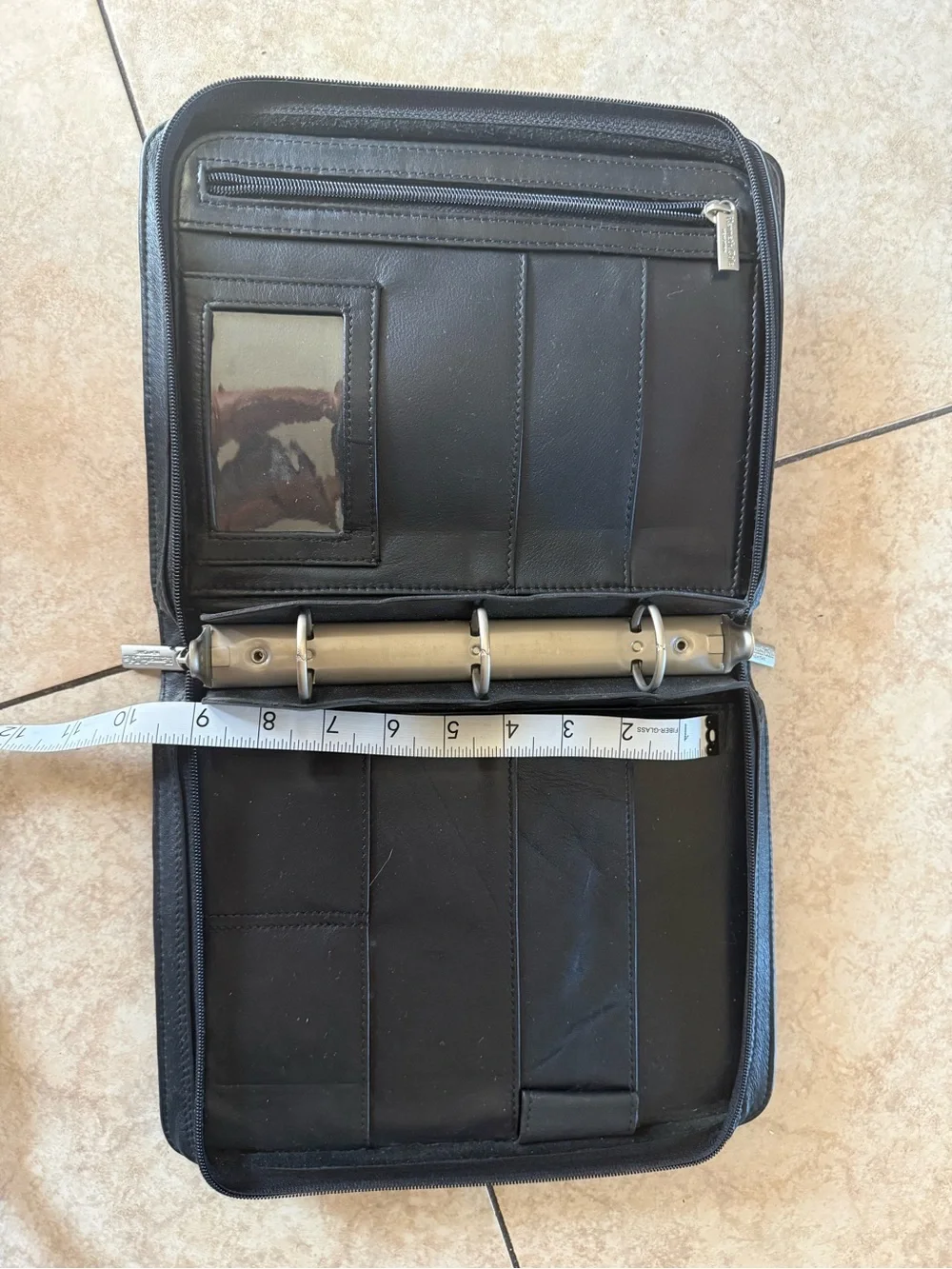 Kenneth Cole Black Leather Zip Folio Case
